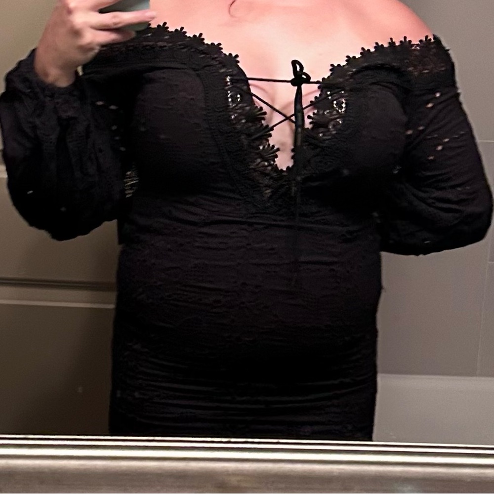 BLACK Thick lace boho off the shoulder, big sleeves mini dress